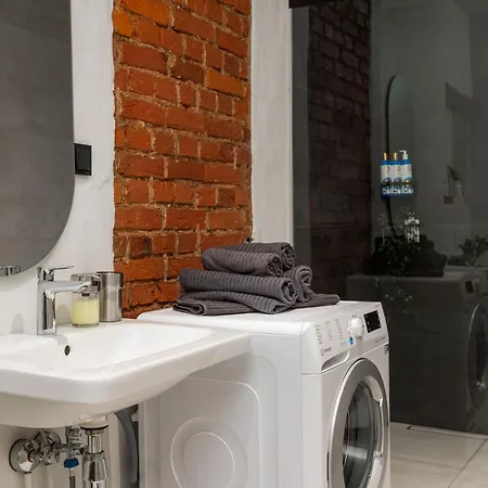 Spacious And Modern Centre Deluxe Entire Flat For Business And * Parnu