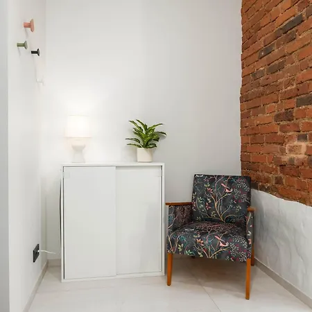 Spacious And Modern Centre Deluxe Entire Flat For Business And Parnu